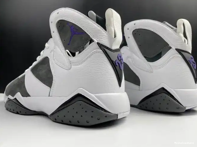 MaikeSneakers CU9307-100 Retro Flint Jordan (2021) 7 0525
